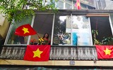 Hân hoan đón đoàn quân giải phóng về tiếp quản Thủ đô